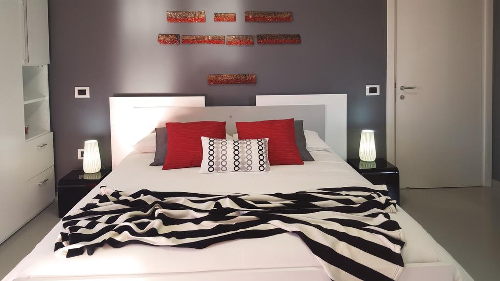 Stone'S B&B Salerno Luaran gambar